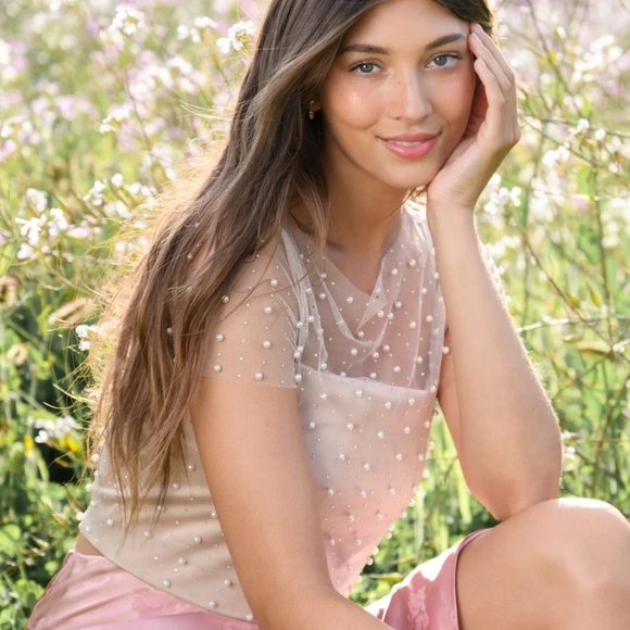 Privy Pearl Sheer Mesh Top - Picture 2 of 13